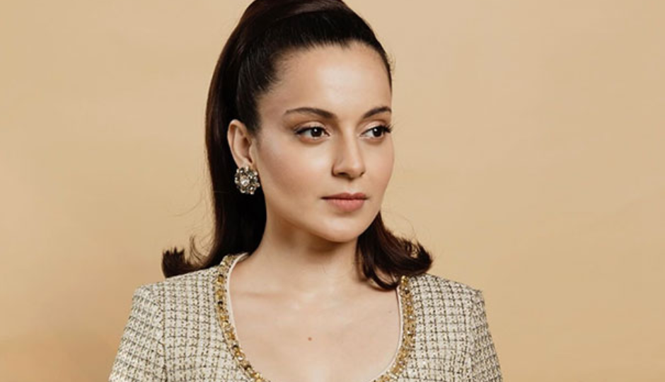 2 News : कंगना सहित परिवार के 5 बच्चों का इसलिए घर में ही हुआ था जन्म, पीरियड्स को लेकर शेयर की यह बात kangana ranaut,actress kangana ranaut,kangana birth,kangana brother,kangana mother,kangana grand mother,kangana periods,kangana movies,emergency movie