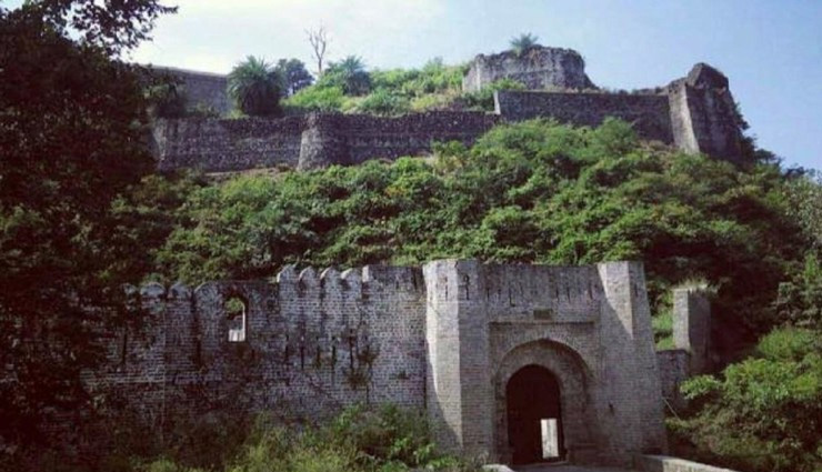 tourist destinations in india,weekend tourist destinations in india,holidays in india,tourist places to visit in august month,holidays