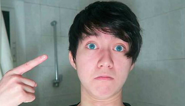 स्पेन : एक यूट्यूब स्टार ने गरीब को खिलाया टूथपेस्ट भरा बिस्किट, हुई 1.5 साल की सजा, लगा 15 लाख रुपए जुर्माना spain,youtube,spanish youtuber,barcelona court,kanghua ren,weird story,weird news