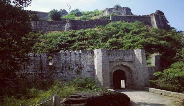 आज तक कोई नहीं सुलझा पाया इस किले का रहस्य, बना हुआ पहेली