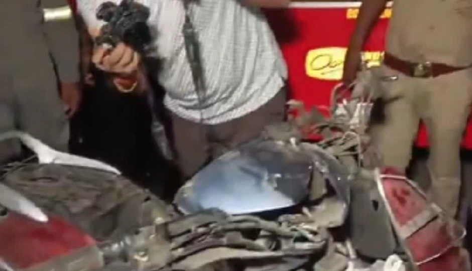 कानपुर के मिश्री बाजार में भयानक धमाका, दो स्कूटी में ब्लास्ट से 8 घायल, दो की हालत गंभीर