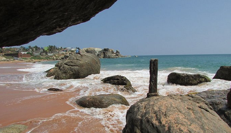 kanyakumari,beaches in kanyakumari,kanyakumari beach,muttom beach,sanguthurai beach,sothavilai beach,thengapattinam beach,hidden twin beach