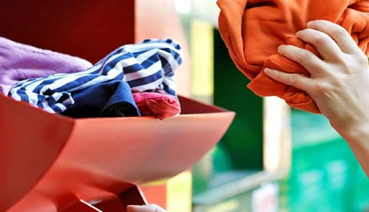 astrology tips,astrology tips in hindi,these donating things is harmful