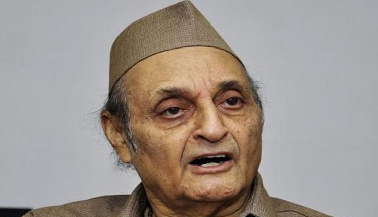 राहुल को मनाने में समय बर्बाद न करें, मनमोहन सिंह की अध्यक्षता में फौरन करें CWC की बैठक : कर्ण सिंह