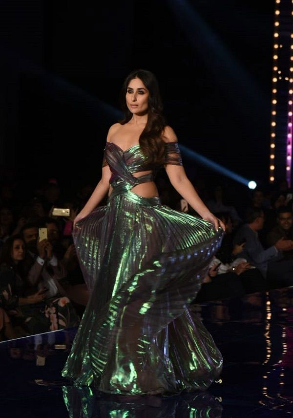 bollywood,Kareena Kapoor Khan,monisha jaisingh,lakme fashion week 2018,ramp show,fashion,fashion event