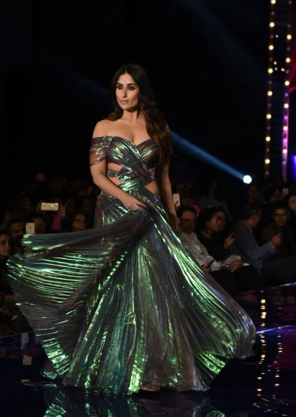 bollywood,Kareena Kapoor Khan,monisha jaisingh,lakme fashion week 2018,ramp show,fashion,fashion event
