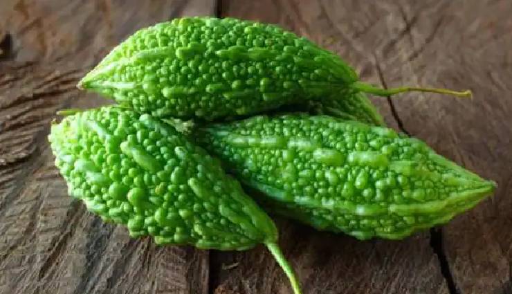 karela,bitter gourd,karele ke pakode,karele ke pakode recipe,karele ke pakode ingredients