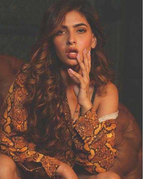 bollywood,karishma sharma,karishma sharma bikini photos,karishma sharma hot photos,karishma sharma viral photos,karishma sharma instagram photos,karishma sharma hot pics,karishma sharma viral pics