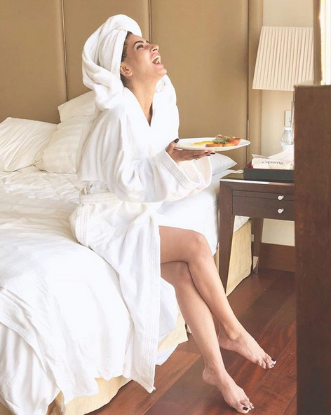 ragini mms return,ragini mms return web series,karishma sharma,photoshoot,gossips,entertainment