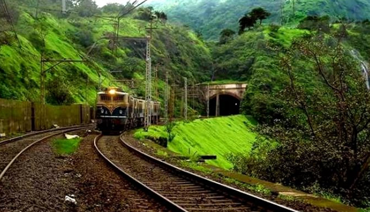 holidays,train route,travel tips,travel guide