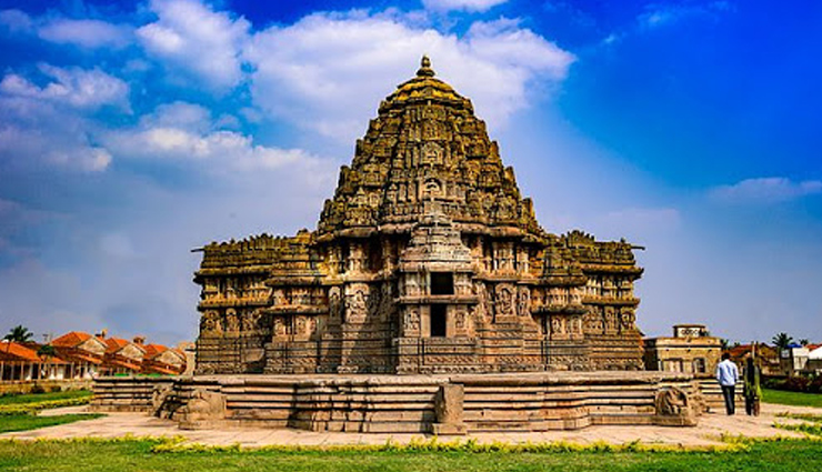 Coronavirus Update- Karnataka State to reopen temples from June 1