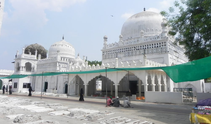 gulbarga tourist spots,karnataka travel destinations,historical sites in gulbarga,top attractions in gulbarga,best places to visit in karnataka,gulbarga sightseeing,tourist hotspots in gulbarga,gulbarga city tours,cultural heritage sites in karnataka,gulbarga travel guide,must-see landmarks in gulbarga,famous temples in gulbarga,historic monuments in karnataka,gulbarga tourism highlights,explore gulbarga on holiday,hidden gems in gulbarga,day trips in karnataka,discover gulbarga attractions,gulbarga vacation ideas,experience gulbarga tourism