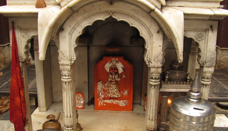 राजस्थान के प्रसिद्द देवी मंदिर, जहाँ होती है कुलदेवियों की पूजा राजस्थान के प्रसिद्द देवी मंदिर, जहाँ होती है कुलदेवियों की पूजा