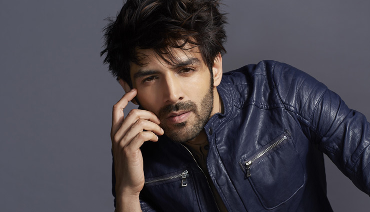 Kartik Aaryan Revels His Look From Pati Patni Aur Woh