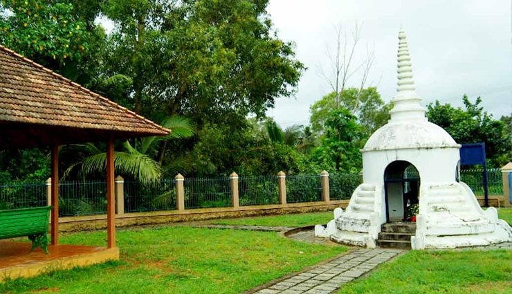 alappuzha tourist places,top attractions in alappuzha,must-visit places in alappuzha,alappuzha sightseeing,alappuzha tourism,best places to visit in alappuzha,alappuzha travel guide,alappuzha backwaters,alappuzha beach,alleppey houseboats,krishnapuram palace,marari beach,pathiramanal island,ambalappuzha sri krishna temple,punnamada lake,karumadi kuttan,arthunkal church,nehru trophy boat race,alappuzha attractions