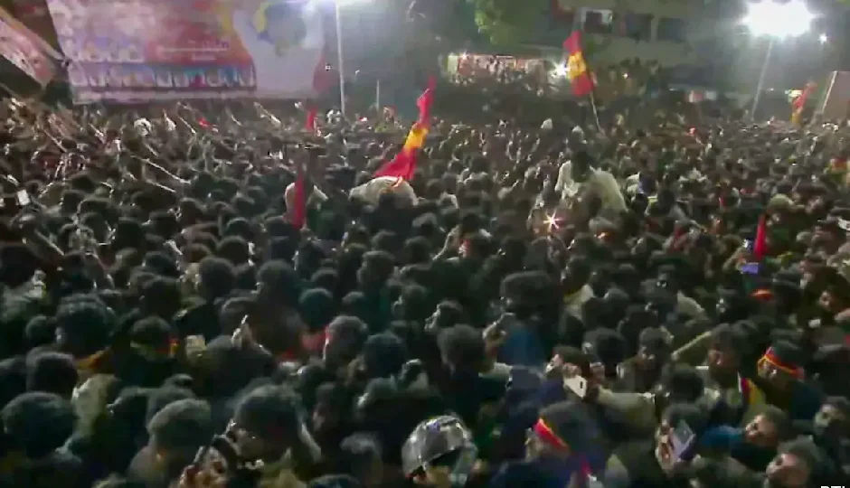 तमिलनाडु: 10 हजार की उम्मीद, 27 हजार जुटे, विजय 4 घंटे लेट, करूर में क्यों मची भगदड़?