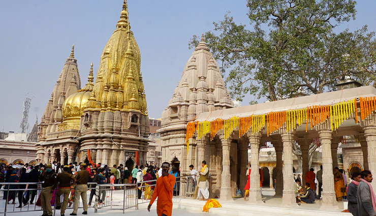 uttar pradesh,varanasi,kashi vishwanath temple,kashi vishwanath golden temple