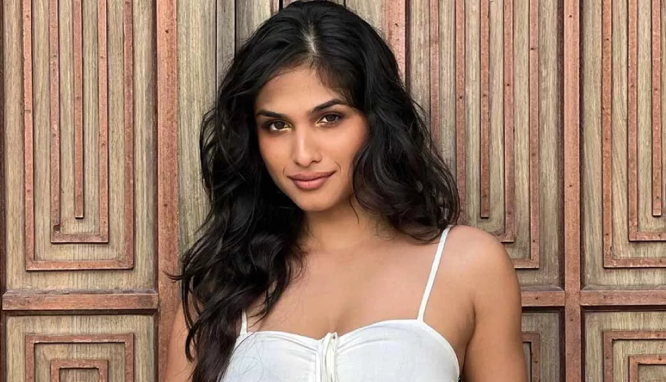 2 News : BB 18 की इस कंटेस्टेंट पर लगा महंगी ड्रेस खराब करने का आरोप, इन 2 में से 1 की होगी BB 19 के घर में एंट्री