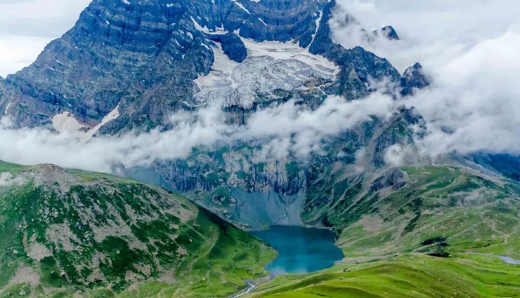 best tracking places of india,holidays,travel,tourism