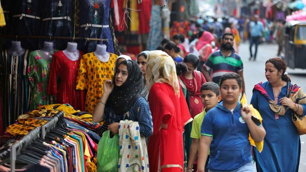 kashmir,kashmir  new timetable for shopping,srinagar