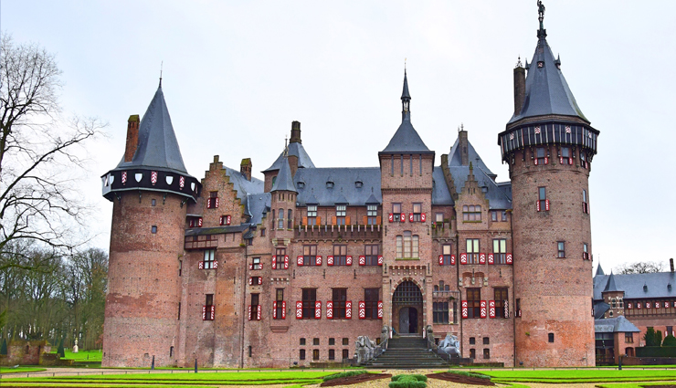 beautiful castles,beautiful castles to visit,most beautiful castle,fairy tale castles,travel,holidays,travel guide,travel tips