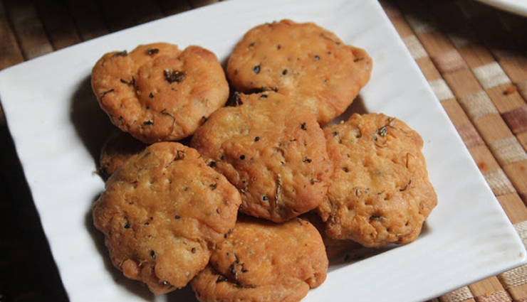 Recipe - Kasuri Methi Mathri Indian Snack Delight