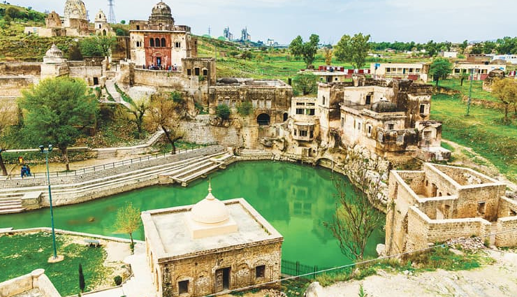 lord shiva temples worldwide,famous shiva temples,shiva temples to visit in sharavan,top shiva temples,global shiva temples,sacred shiva sites,hindu pilgrimage destinations