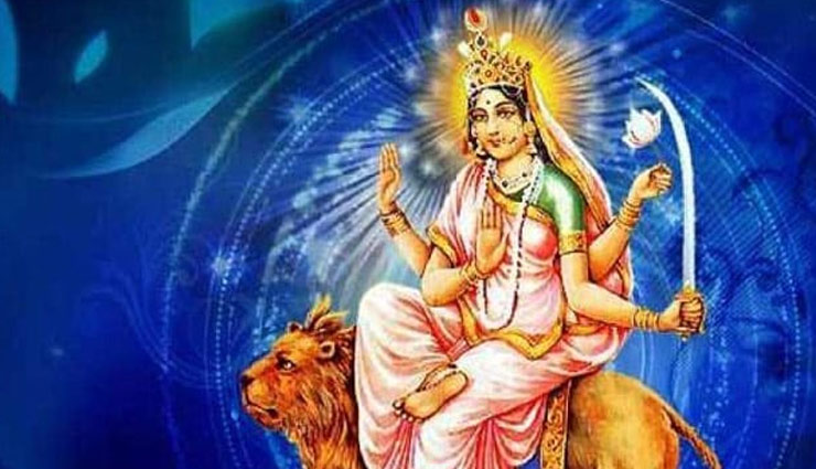 नवरात्रि स्पेशल : माँ कात्यायनी को भी समर्पित होता है एक दिन, जानें इनसे जुडी व्रत कथा