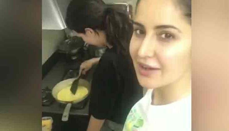 कैटरीना कैफ ने अपनी बहन से ऑमलेट बनाना सीखा, मिनटों में सोशल मीडिया पर वीडियो हुआ वायरल