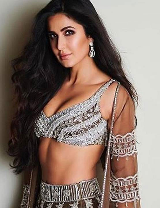 'भारत' से पहले रैंप पर सलमान-कैटरीना के बीच दिखी गजब केमिस्ट्री, देखे तस्वीरे bollywood,Salman Khan,katrina kaif,manish malhotra,ramp walk,bharat,bharat movie