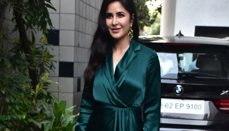 Katrina Kaif slays in her emerald green wrap around dress