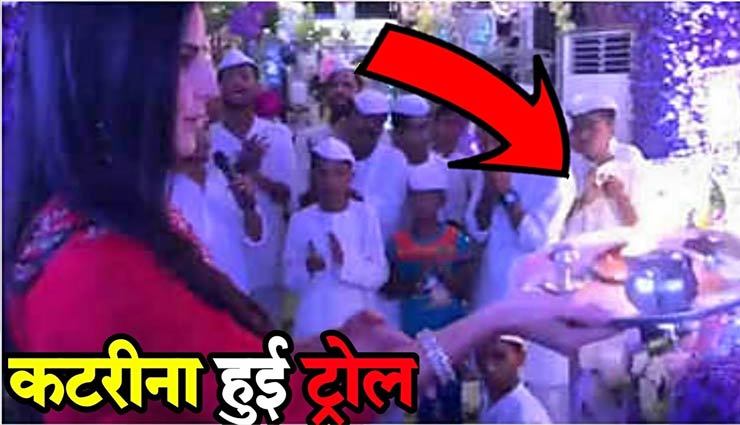 शिल्पा शेट्टी ने बप्पा का किया विसर्जन, ढोल-नगाड़ों की धुन पर पति राज संग जमकर झूमीं, तस्वीरे और वीडियो ganesh chaturthi 2018,bollywood,Shilpa Shetty,raj kundra,ganesh puja,ganesh festival,bollywood