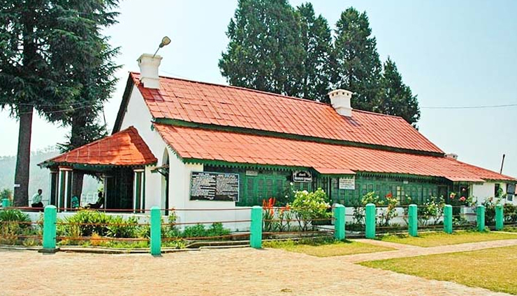 kausani,places to visit in kausani,rudradhari falls,kausani tea estate,anasakti ashram,lakshmi ashram,dandeshwar temple,baijnath temple