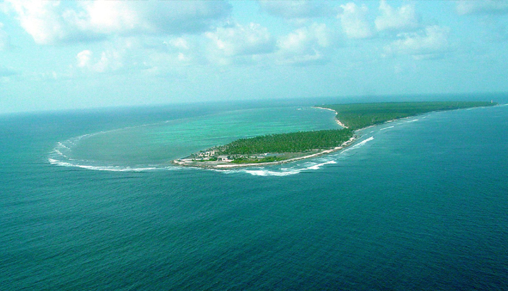 lakshadweep,honeymoon destination in lakshadweep,lakshadweep travel,holidays in lakshadweep,agatti island,bangaram island,kadmat island,minicoy island,kavaratti island,travel,holidays,travel guide