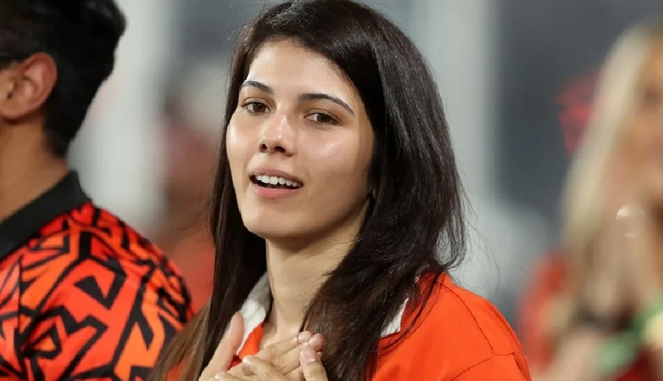 कौन हैं SRH की मालकिन काव्या मारन? पाकिस्तानी खिलाड़ी को खरीदने के बाद हुईं ट्रोल, 400 करोड़ से ज्यादा की संपत्ति