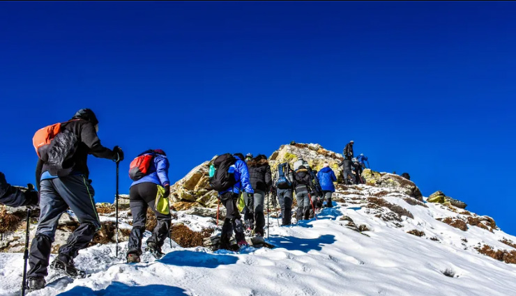 best treks of india,best trekking fields,himalayan treks,tourist destinations,best weather for trip,trip in budget,trip in november,budget price trip,travel tips,travel guide,india tourism