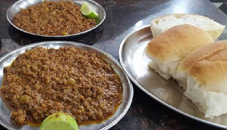 must-try street food in mumbai,mumbai street food guide,best street food in mumbai,famous mumbai street food,mumbai culinary tour,top street foods in mumbai,mumbai food adventure,iconic mumbai street dishes,street food in mumbai,misal pav mumbai,vada pav mumbai,ragda pattice mumbai,bhel puri and sev puri,pav bhaji mumbai,bombay sandwich street food,baida roti mumbai,pani puri mumbai,keema pav mumbai,frankie mumbai,mumbai food culture