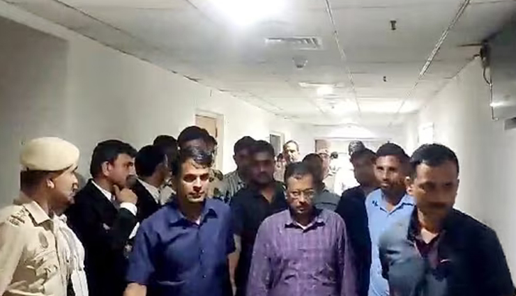 दिल्ली HC से अरविंद केजरीवाल को अंतरिम राहत नहीं, सुनवाई 3 अप्रैल को