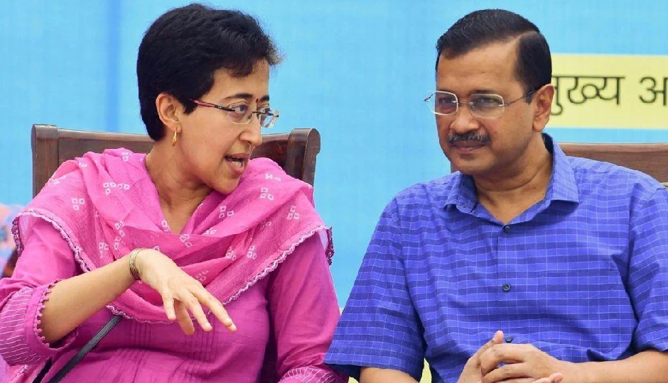 AAP की नई राजनीतिक कोशिश: गोवा में 50 पंचायत सीटों पर उम्मीदवार उतारे, आतिशी को मिली अहम जिम्मेदारी