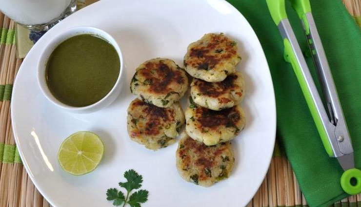 kacche kele ki tikki,tikki recipe,kele recipe