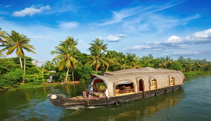 tourist places,indian tourist places,romantic places,beautiful places,travel with partner