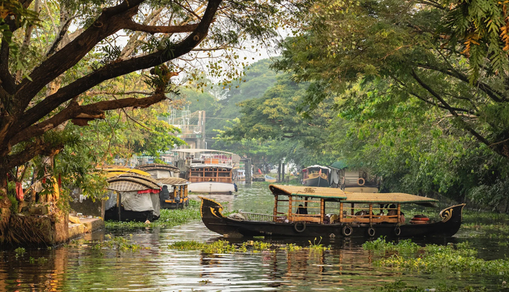 5 Beautiful Places To Visit in Kerala