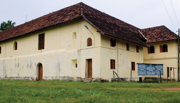 kerala secret wonderlands,places to visit in kerala,tourist attraction in kerala,secret places to visit in kerala,athirapally falls,ponmudi,mattancherry,edakkal caves,thiruvalla,thrissur