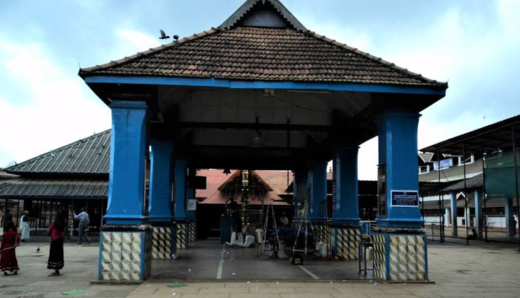 kerala,temples in kerala,sree padmanabhaswamy temple,thiruvananthapuram,sabarimala sastha temple,pathanamthitta,attukal bhagavathy temple,thiruvananthapuram,ambalapuzha sree krishna temple,ambalapuzha,chottanikkara temple,chottanikkara,guruvayoor sree krishan temple,guruvayoor