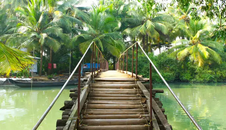 tourist destinations in kerala,kerala,thiruvananthapuram,cochin,alleppey,kasaragod,kumarakom,places to visit in kerala