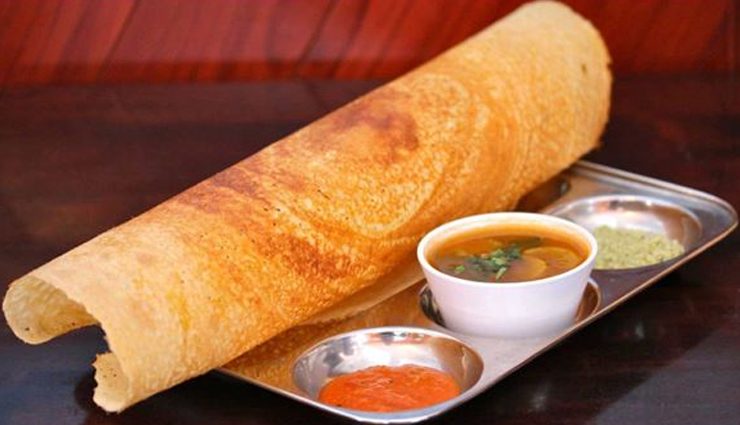 local foods,local foods in kerala,kerala,pulissery,ghee rice,mutton paya masala,idli,malabar parotta,dosa