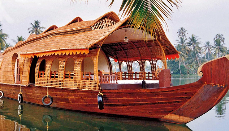 पारंपरिकता से रुबरू कराती हैं केरल की ये 8 खूबसूरत जगहें, जरूर बनाएं यहां घूमने का प्लान 