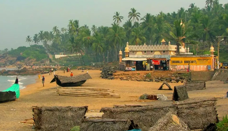 beaches to visit in kerala,kerala,shankhumugham beach,kovalam beach,lighthouse beach,hawa beach,samudra beach