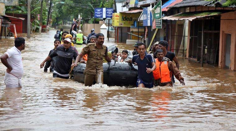 kerala flood,kerala,flood,heavy rain,rain,social organization,police,ndrf,rescue,railway,weather report