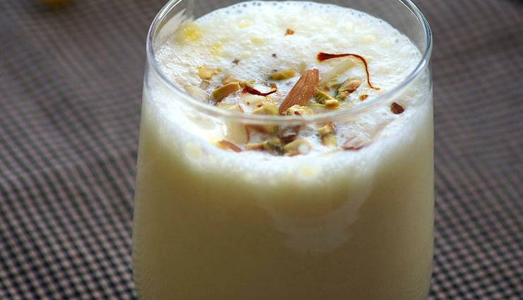 kesar lassi,kesar lassi healthy drink,kesar lassi tasty drink,kesar lassi hot conditions,kesar lassi summer,kesar lassi thirst,kesar lassi ingredients,kesar lassi recipe,kesar lassi freshness